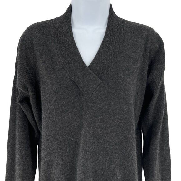 Burberry Brit 100% Cashmere V-Neck Long Sleeve Sweater Medium - Picture 2 of 9